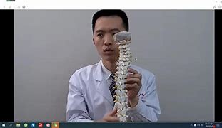 民国摸骨大师，为别人预测很灵验，却没算出妻子掠财和情夫私奔