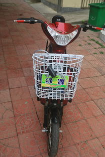 摩托车闯高速，被扔锥桶的背后
