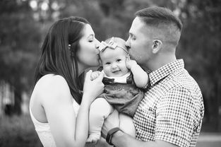 背小儿麻痹症男友登泰山 当事人回应 背小儿麻痹症男友登泰山 当事人回应