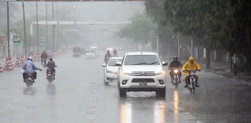 卡拉奇天气警报:预计今天将有更多阵雨袭击该市