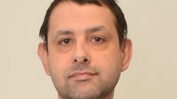 煽动纳粹网站大规模枪击事件的极右翼极端分子被判入狱七年
