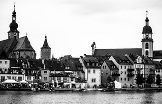 一衣带水,跨越历史的中日邻水深情 一衣带水,跨越历史的中日邻水深情