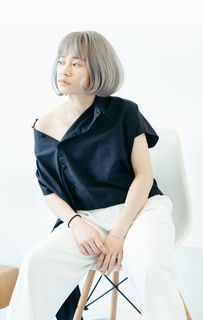 优雅的力量，赞美女性端庄、优雅与美丽的艺术