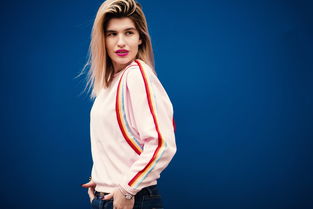 刘家有女初长成,探索诗意女孩名字的魅力 刘家有女初长成,探索诗意女孩名字的魅力