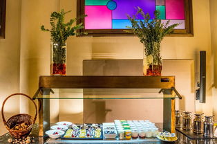 打造高雅有内涵的店铺，创意店名的艺术与策略
